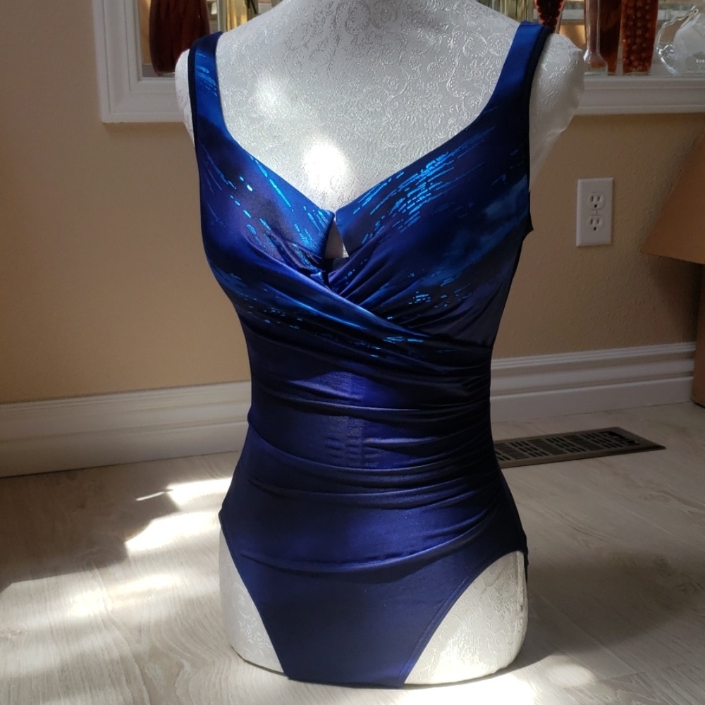 Miraclesuit stunning one piece, sz. 12